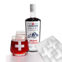 Lakeside Valley Distillery - Schweiz im Glas Starter Set - Gin Liqueur, 2 Chrüzliglas & Eiswürfelform